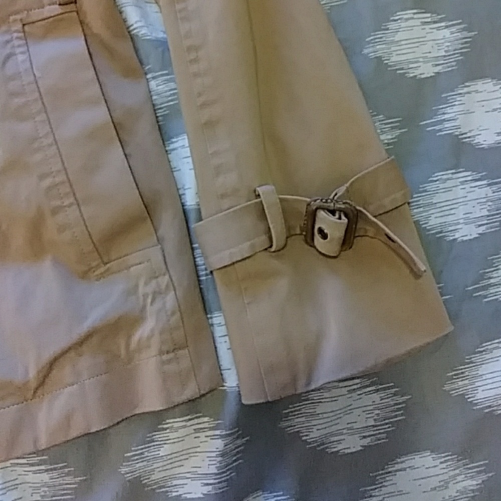 Tan Coat - Picture 3 of 6